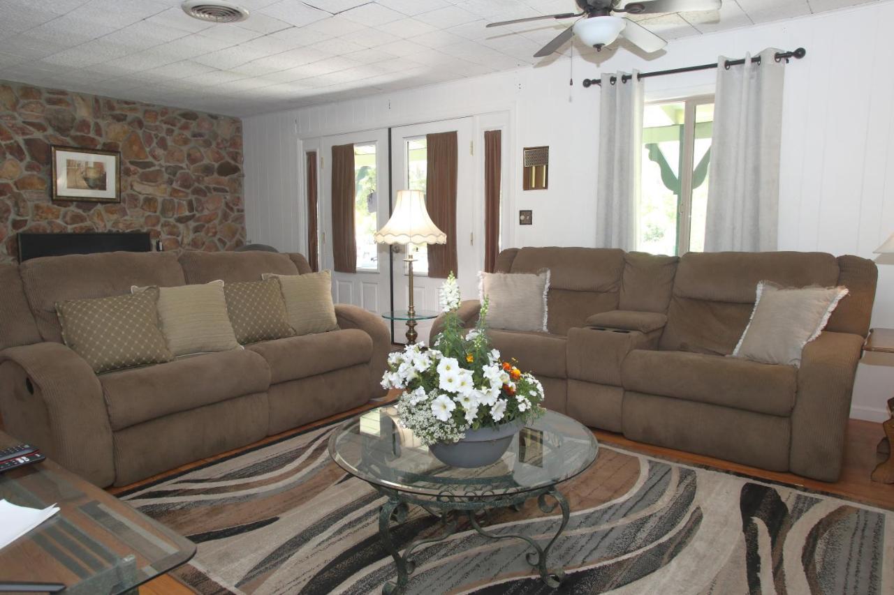 Kern Riverview Lodge Kernville