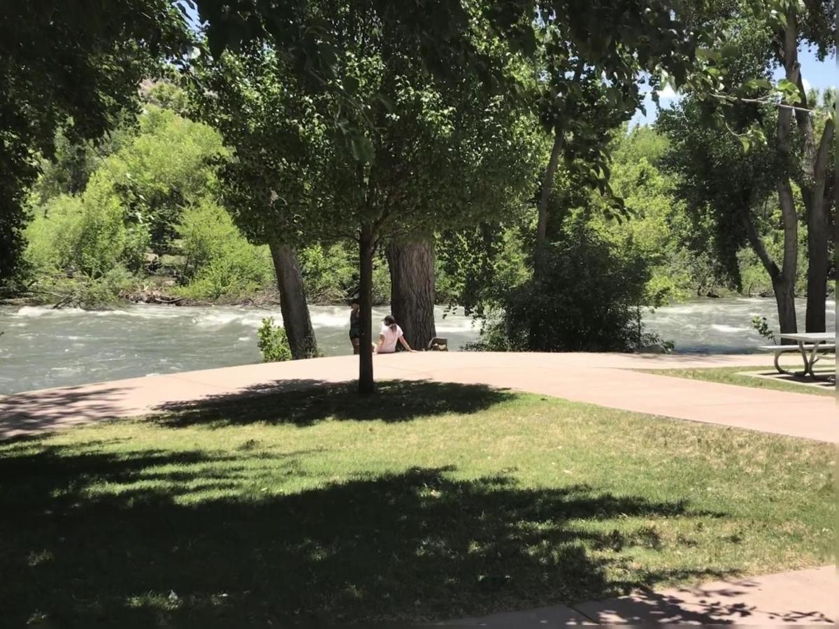 Lodge Kern Riverview *
